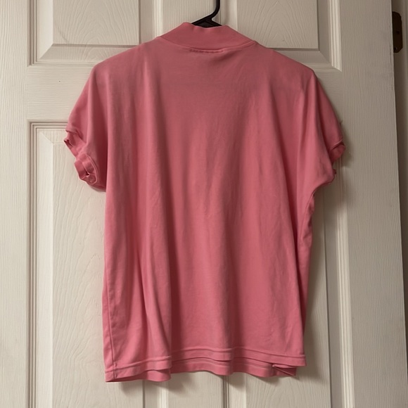 Pink top 🌸 - Picture 3 of 4